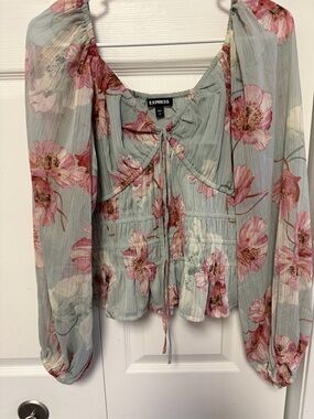 Express Sage Floral Long-Sleeve Peasant Blouse with Pink Blooms